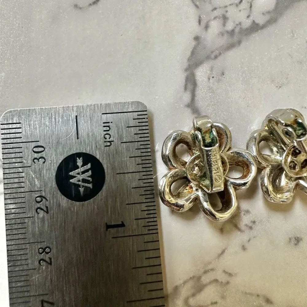Trifari silver tone vintage clip on earrings